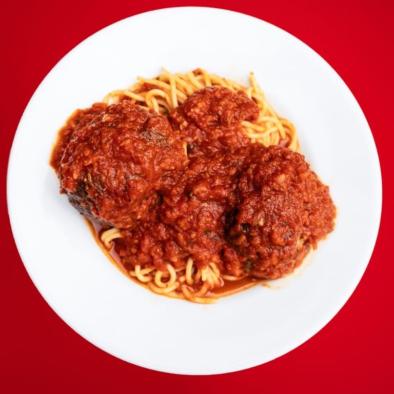 Savor Our Spaghetti Dishes