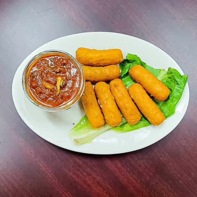 Fried Mozzarella Sticks (Lunch).