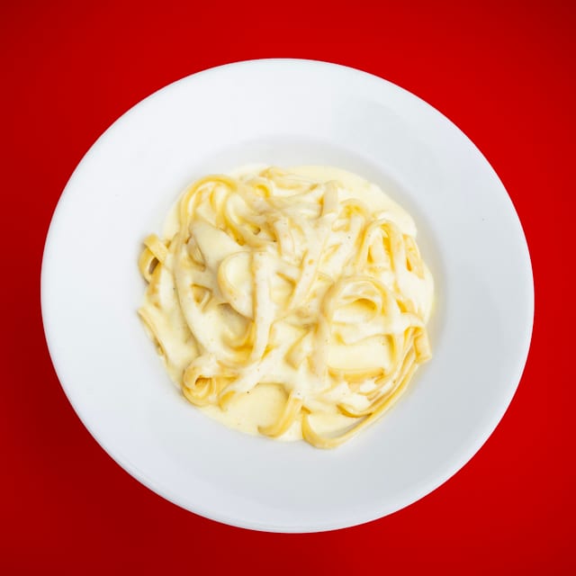 Fettuccine Alfredo (Lunch).