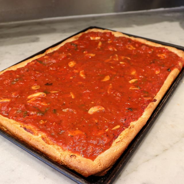 Sicilian Pie Marinara.