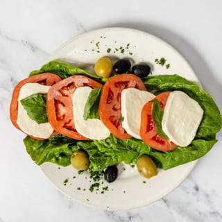 Mozzarella & Tomatoes