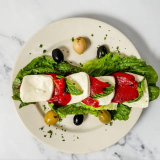 Mozzarella & Roasted Pimentos