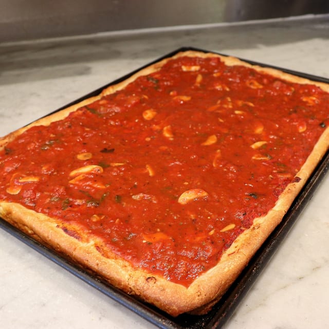 Sicilian Pie Marinara.